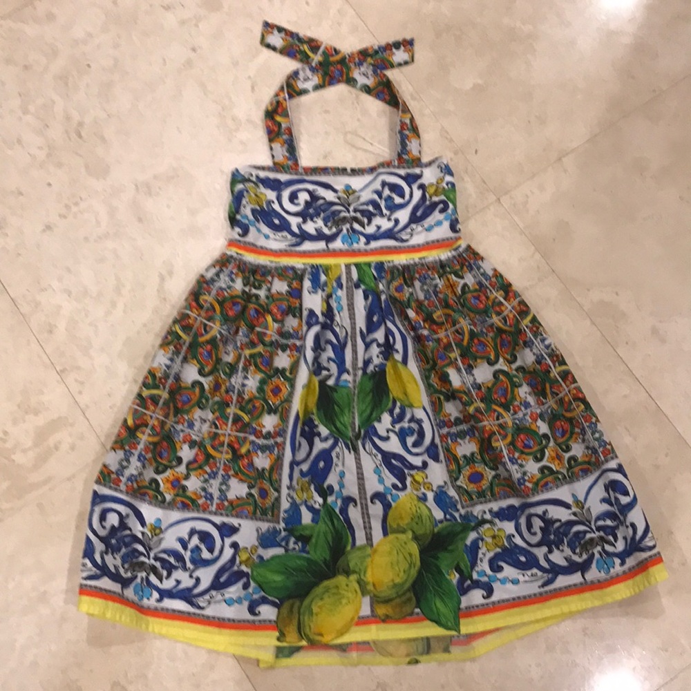 Girls dress